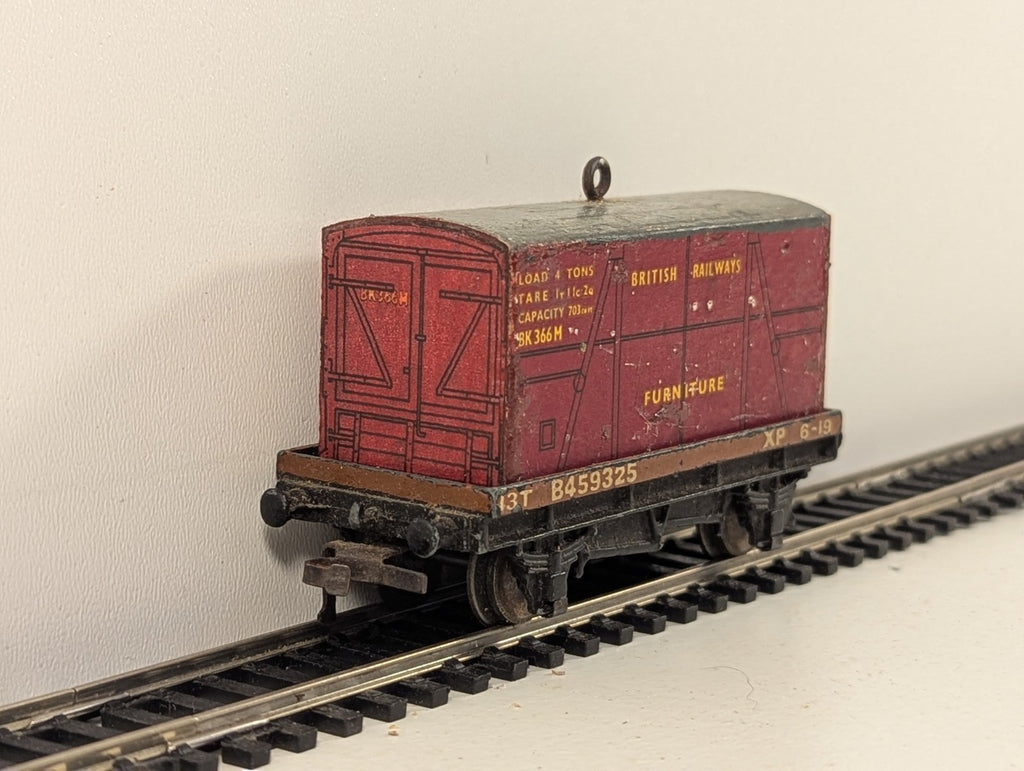 HornbyDublo 32087 OO Gauge Low-SidedWagon D.1 with BR FurnitureContainer - Boxed