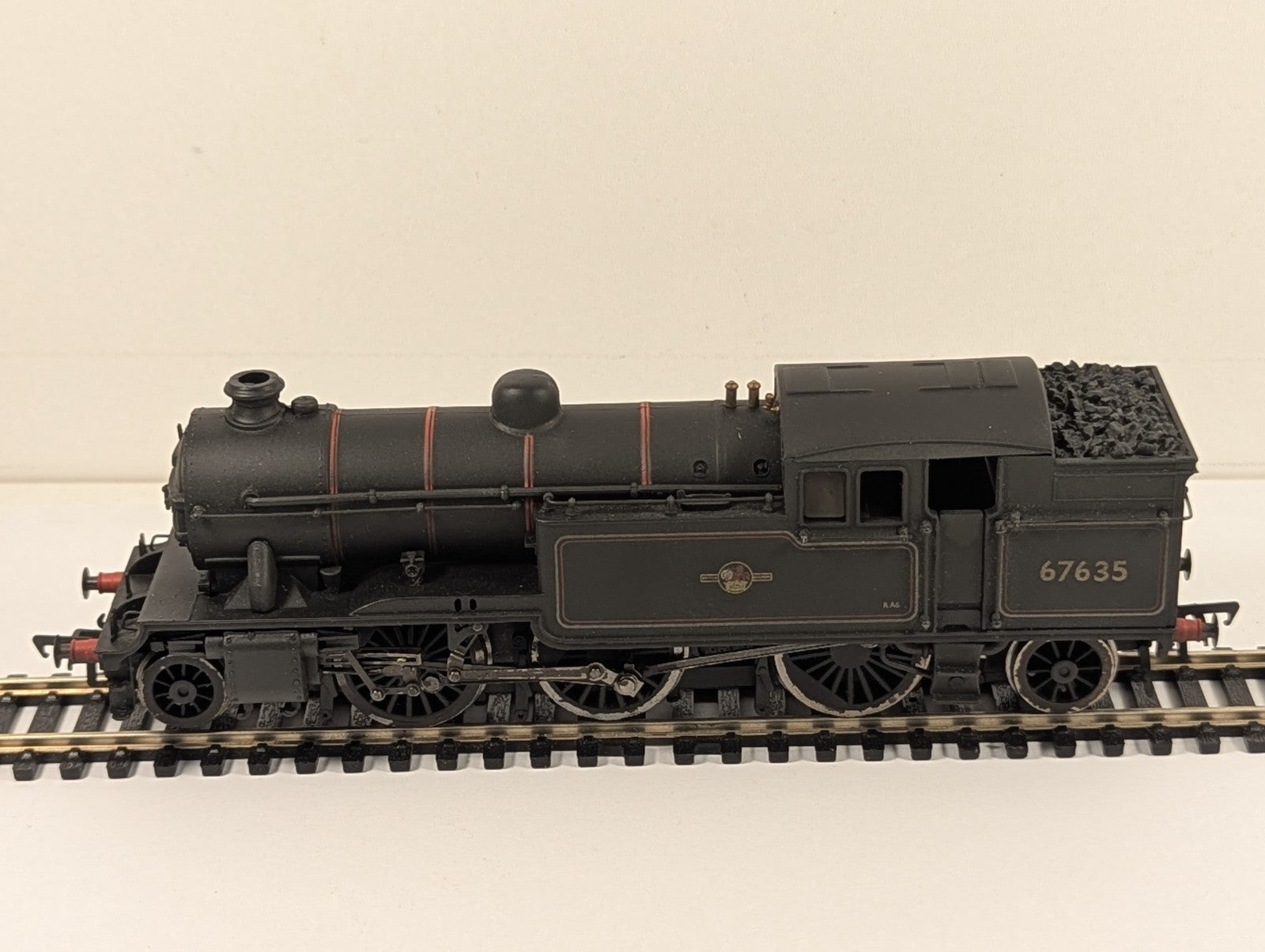Bachmann 31-611 OO Gauge V1 Tank 67635 BR Lined Black Weathered - Non-Runner