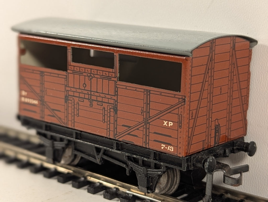 Hornby Dublo 32020 BR 8-Ton Cattle Wagon Brown