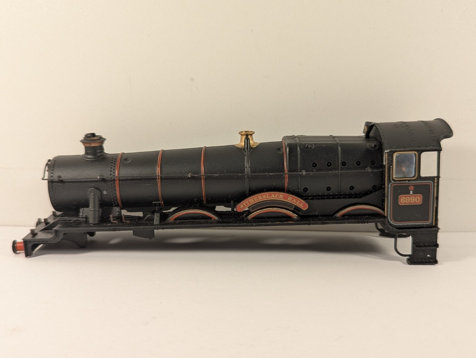 Hornby OO Gauge Modified Hall Class 'Witherslack Hall' Locomotive - Shell Only