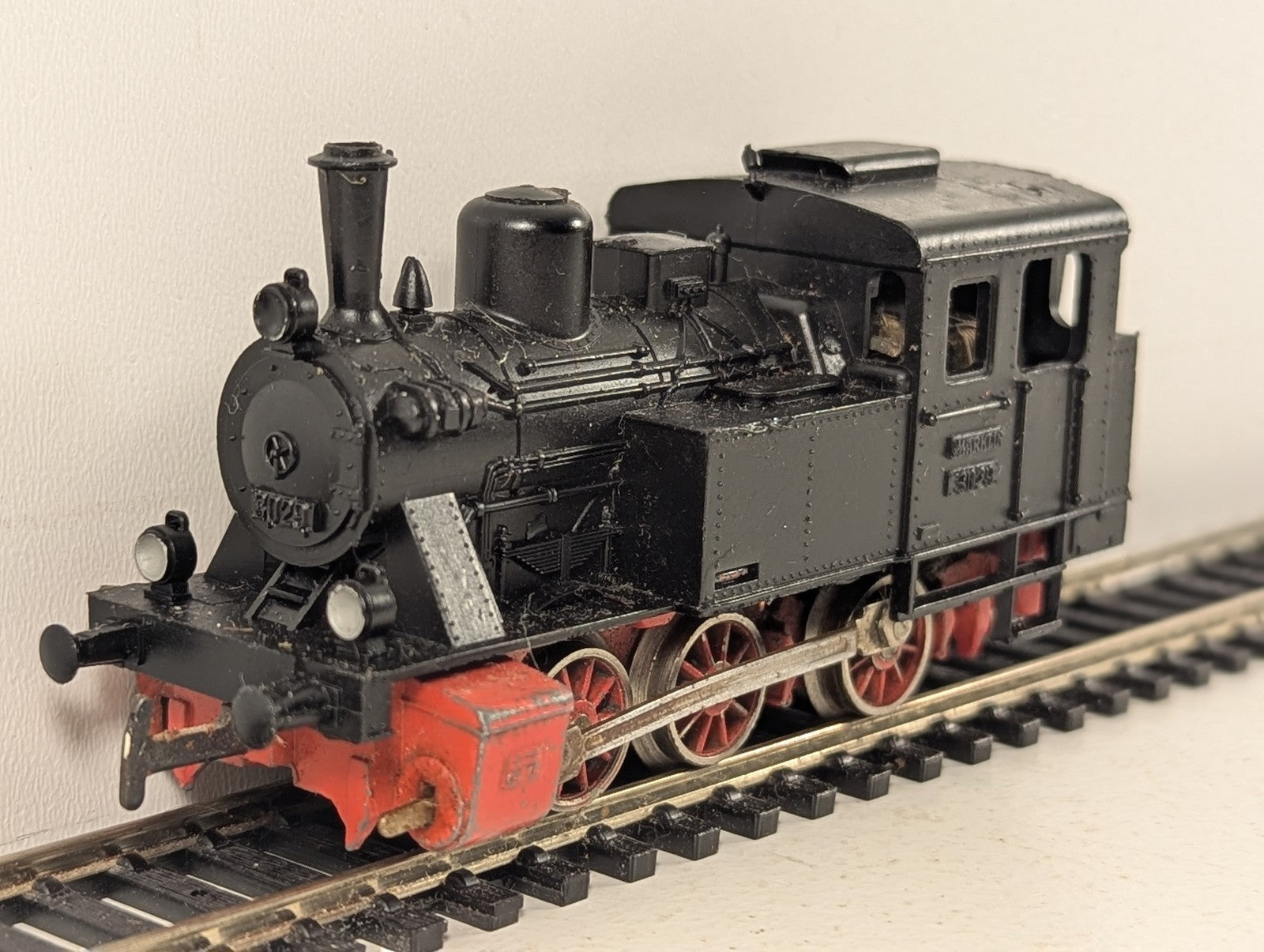 Märklin HO Gauge Class 89 0-6-0 Tank Locomotive Steam Locomotive 3029 DB Black
