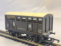 Hornby OO Gauge R106 Southern Railway Sheep Wagon