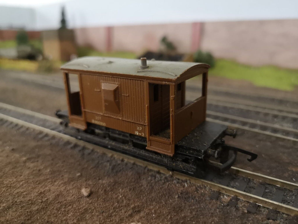 Wrenn W4310 OO Gauge BR Brake Van B950350