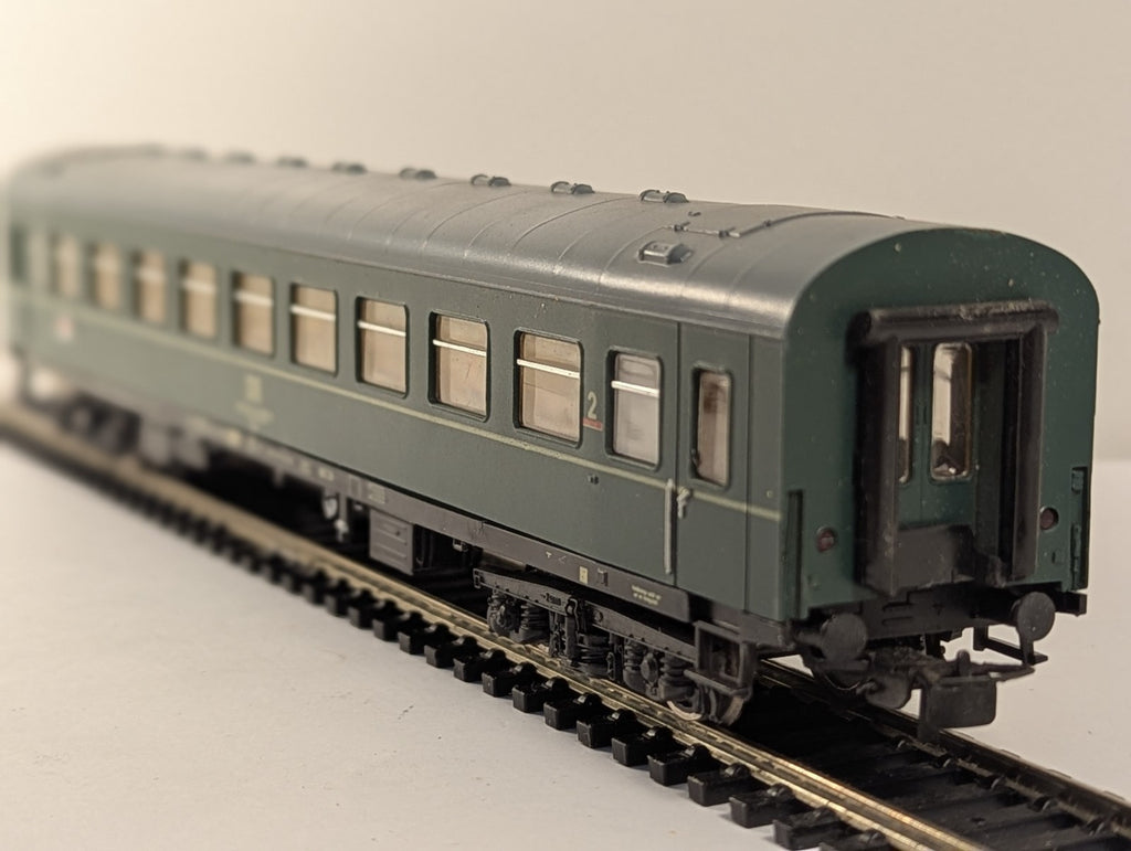PIKO HO Gauge 1st/2nd Class Composite Passenger Coach