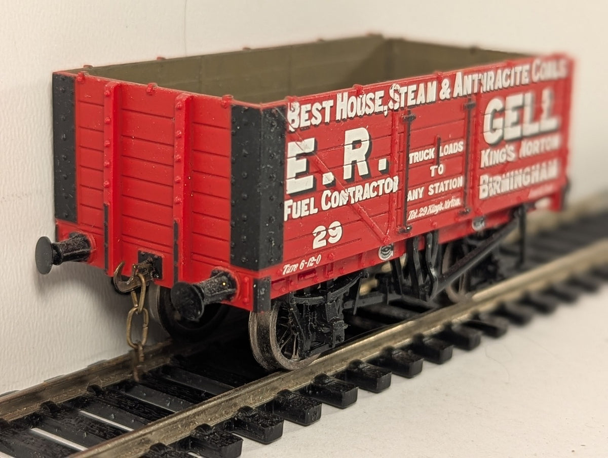 Bachmann OO Gauge 7 Plank Wagon 'E.R. Gell' Goods Wagon 29 E.R. Gell Red 37-078