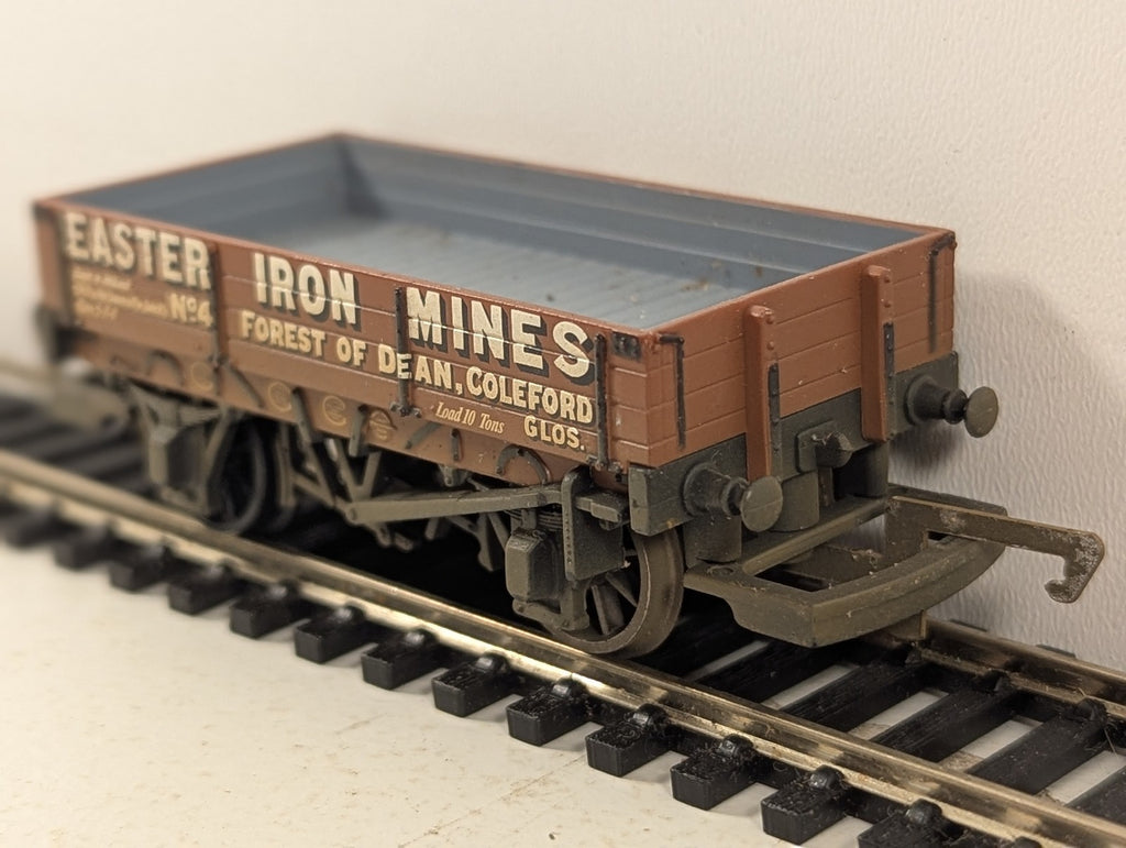 Bachmann OO Gauge 5 Plank Wagon Easter Iron Mines Open Wagon 4