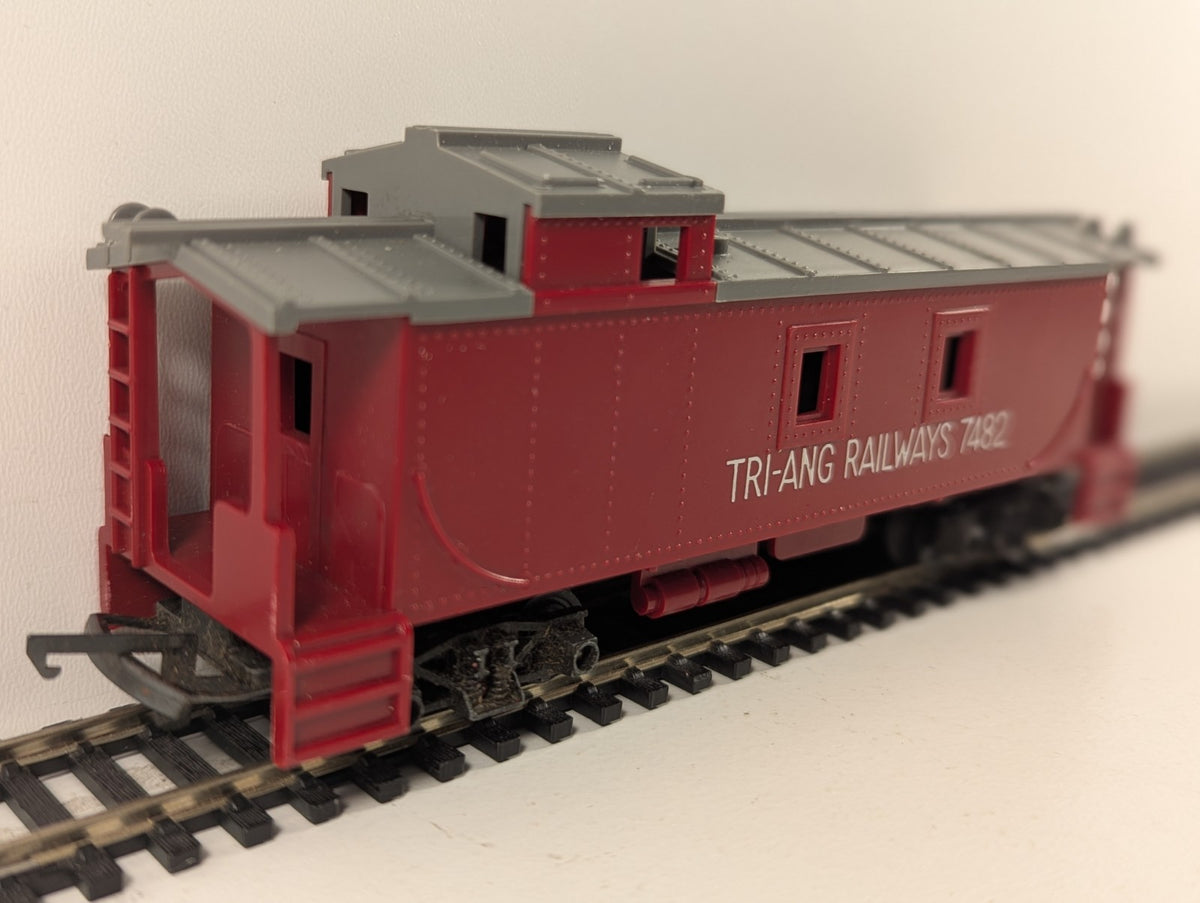 Tri-ang R115 OO Gauge Caboose Wagon 7482