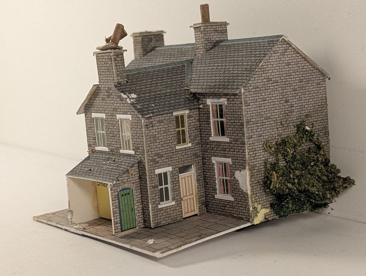 Superquick N Gauge Two Grey Stone Cottages Building A6