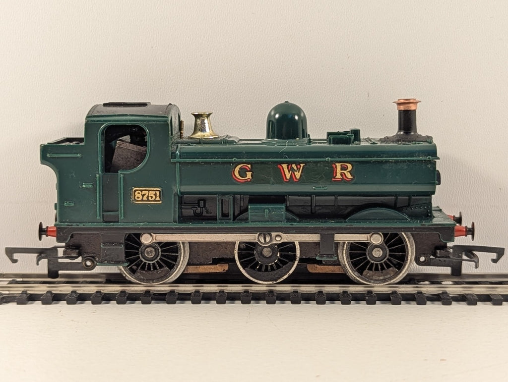 Hornby R041 OO Gauge GWR 57xx Pannier Tank Loco