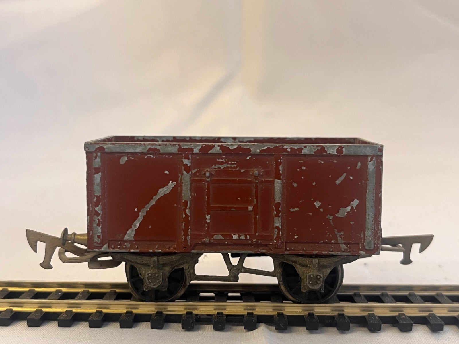 Graham Farish Diecast Mineral Wagon Red Oxide