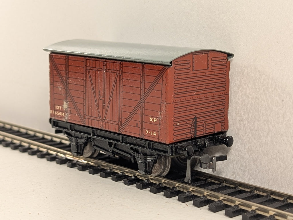 Hornby Dublo 32040 OO Gauge BR Brown D1 Goods Van - Boxed