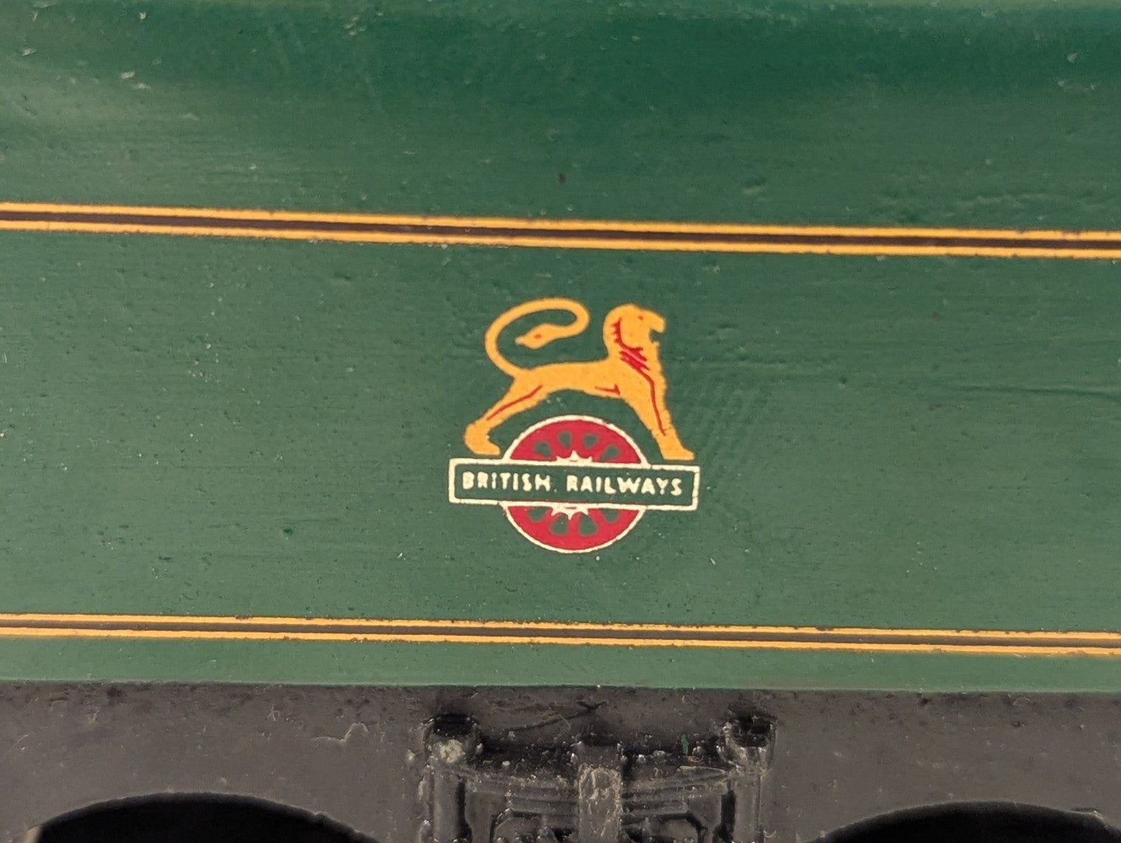 Hornby Dublo OO Gauge 6-Wheel Tender BR Green