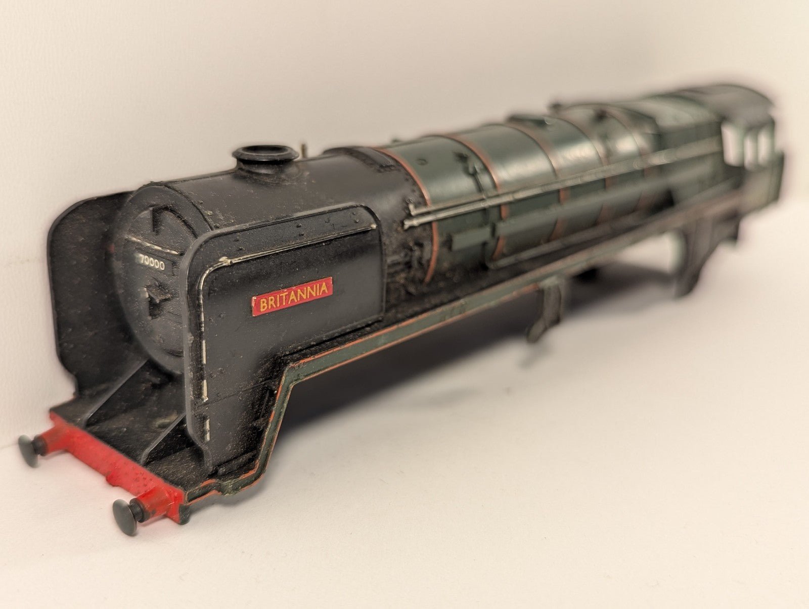 Tri-ang OO Gauge Class 7MT Britannia Locomotive Body 70000 BR Brunswick Green