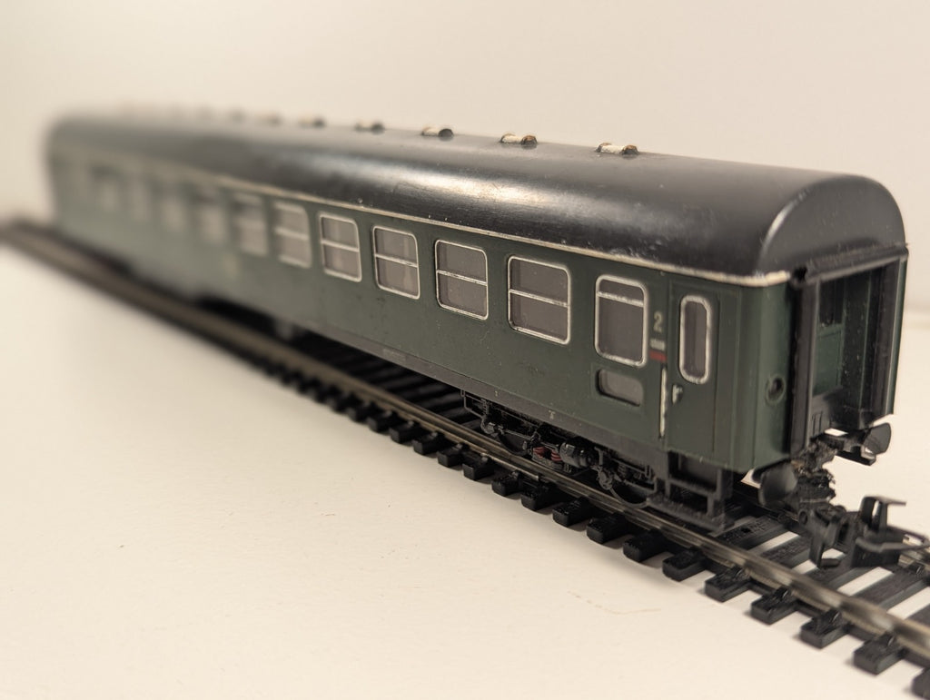 Liliput HO 896 00 DB Passenger Carriage