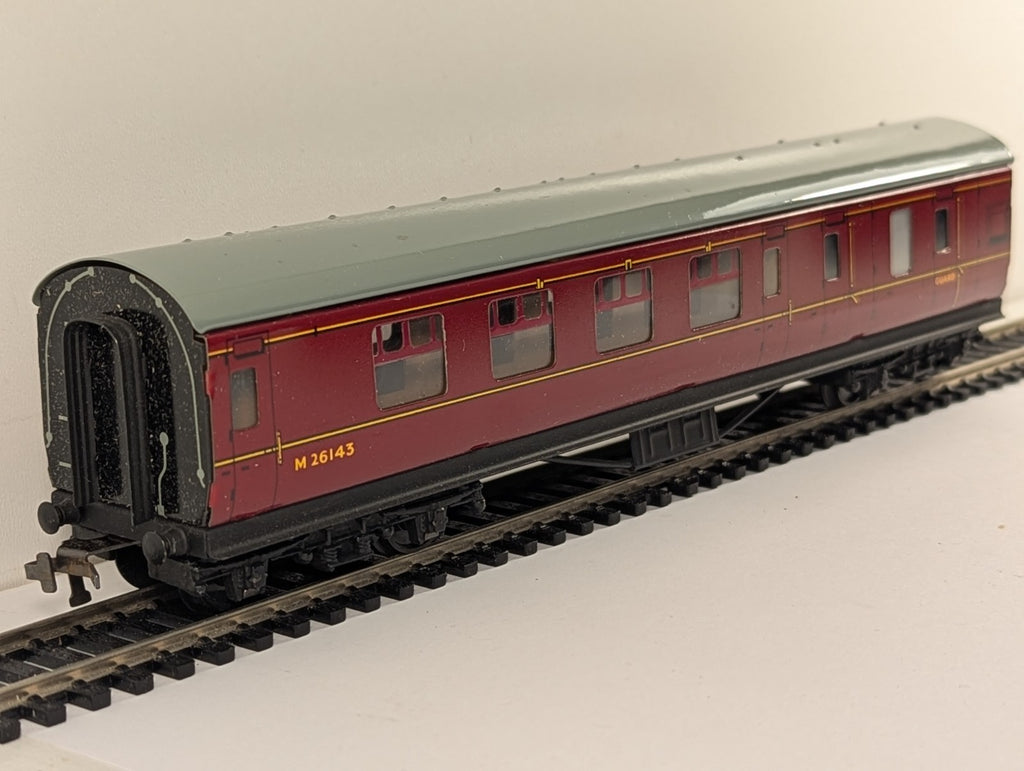 Hornby-Dublo LMS Stanier Brake Third Coach M26143 BR Maroon - Boxed