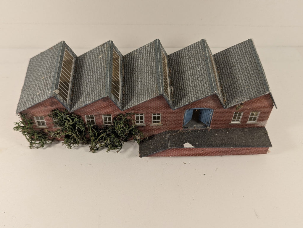 Metcalfe N Gauge Red Brick Factory Building