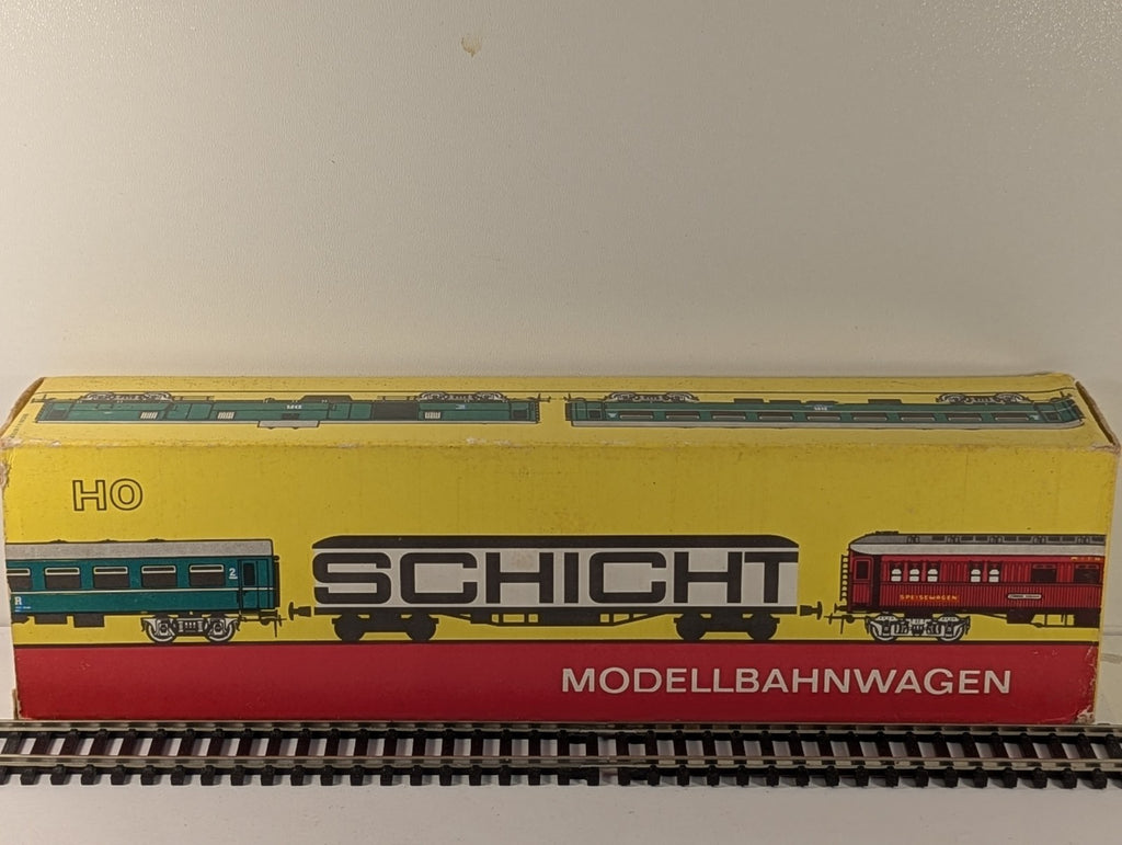 VEB Modellbahnwagen Dresden 426/874 HO Gauge MITROPA Dining Car