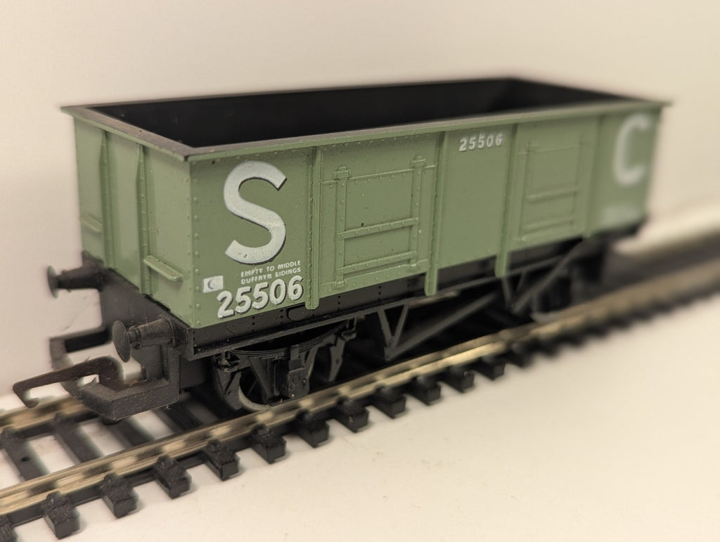 Hornby R730 OO Gauge S.C.255.06 Large Mineral Wagon