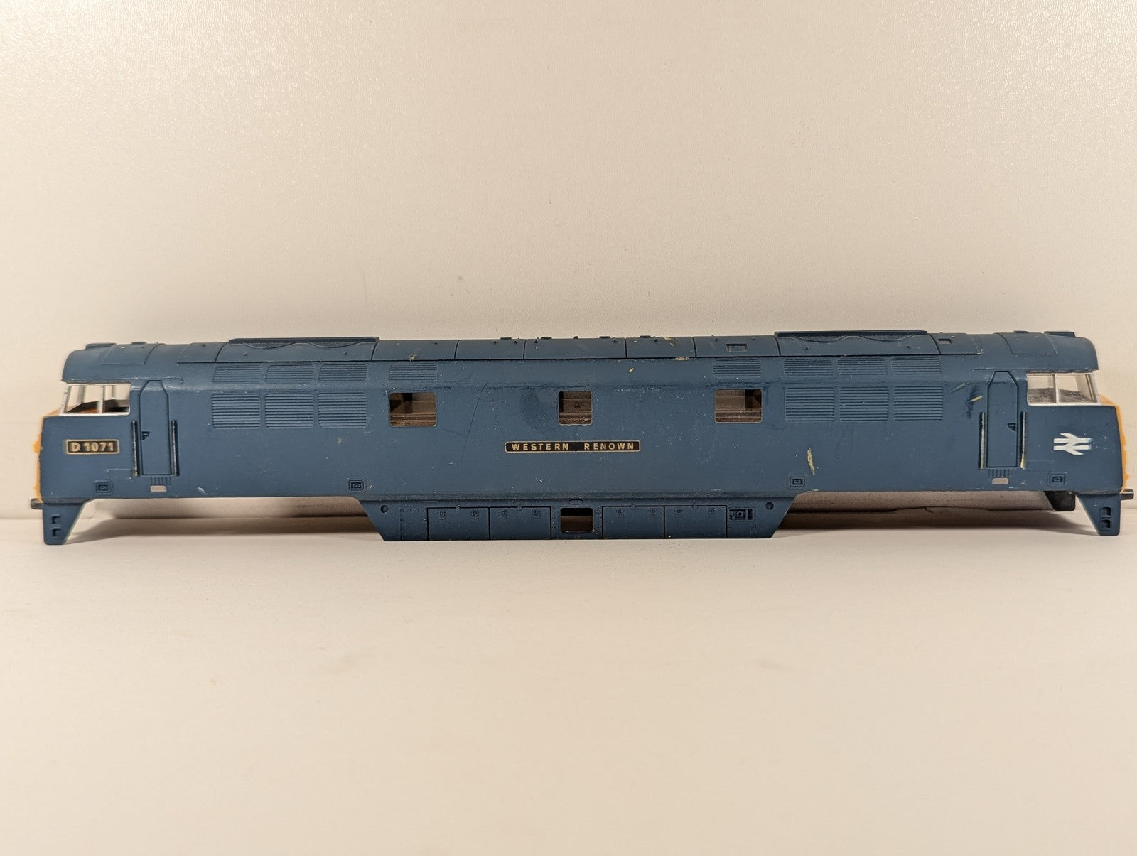 Hornby OO Gauge Class 52 Western 'Western Renown' Locomotive Body Shell D1071