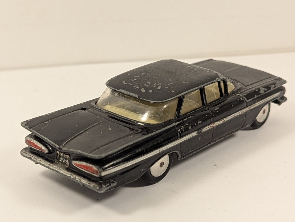 Corgi Toys 223 Chevrolet Impala State Patrol Car 1:43 Scale - Damaged Windscreen