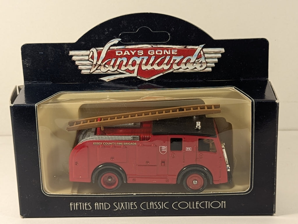 Vanguards 1:43 1955 Dennis F8 Fire Engine Die-cast Fire Engine