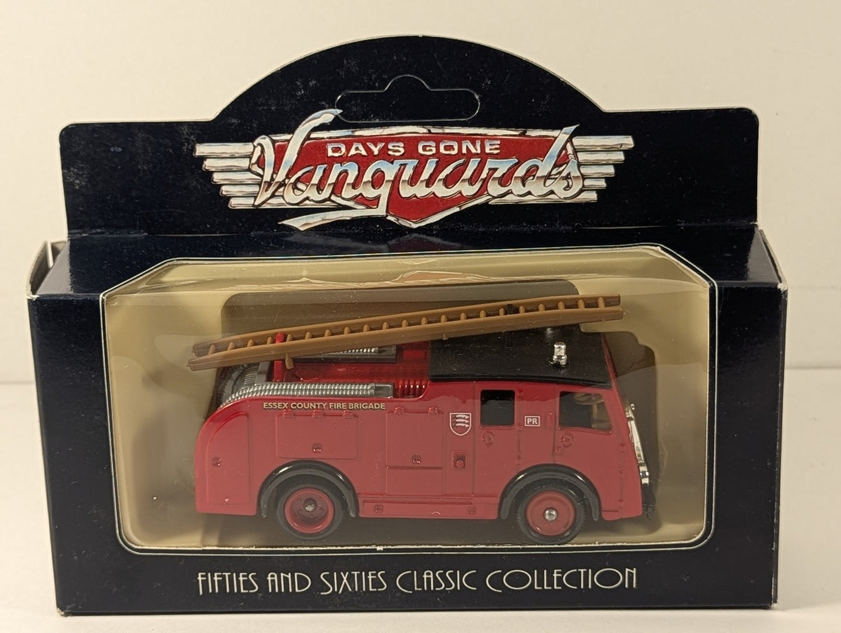 Vanguards 1:43 1955 Dennis F8 Fire Engine Die-cast Fire Engine