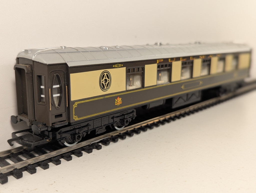 Hornby R.223 Pullman 1st Class Parlour Car