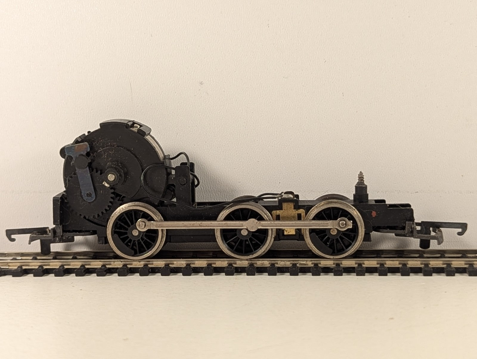 Lima OO Gauge 0-6-0 Steam Locomotive Chassis Black