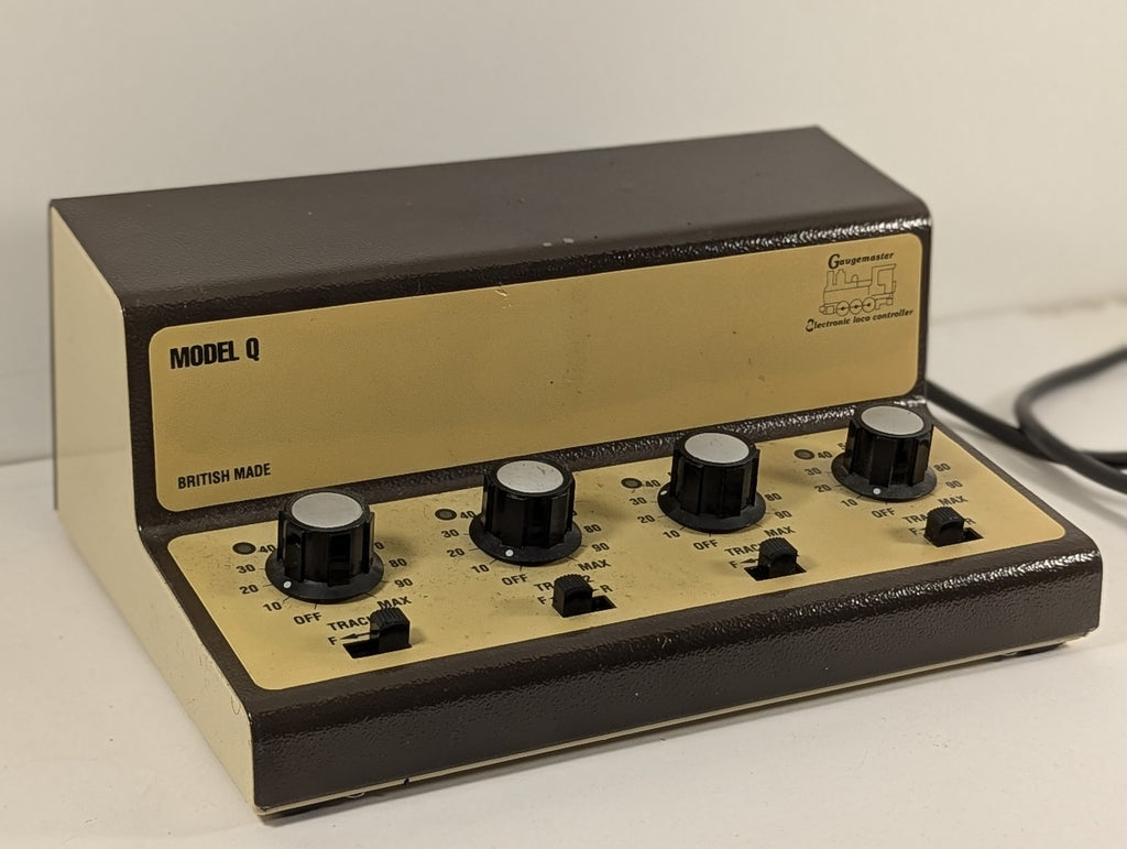 Gaugemaster Model Q Controller 4 Way Controller