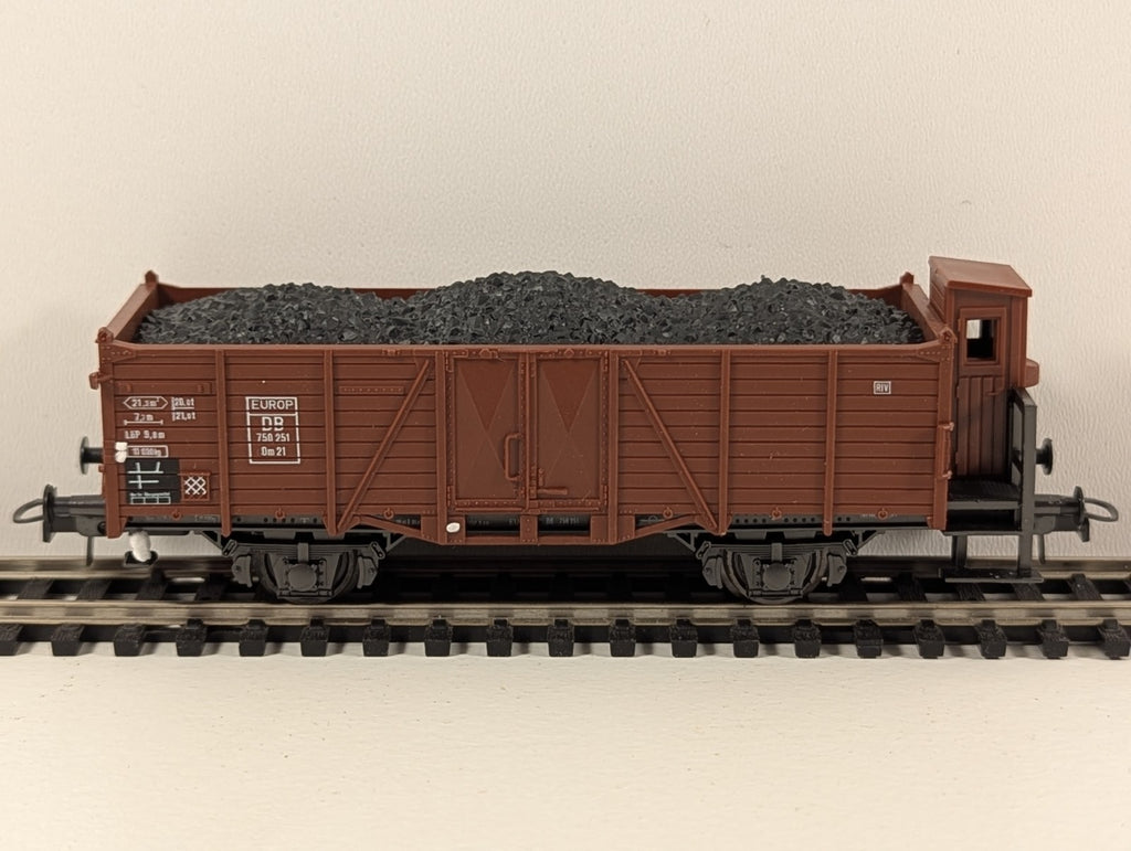 Roco 46278 H0 Open Freight Wagon with Coal Load – DB