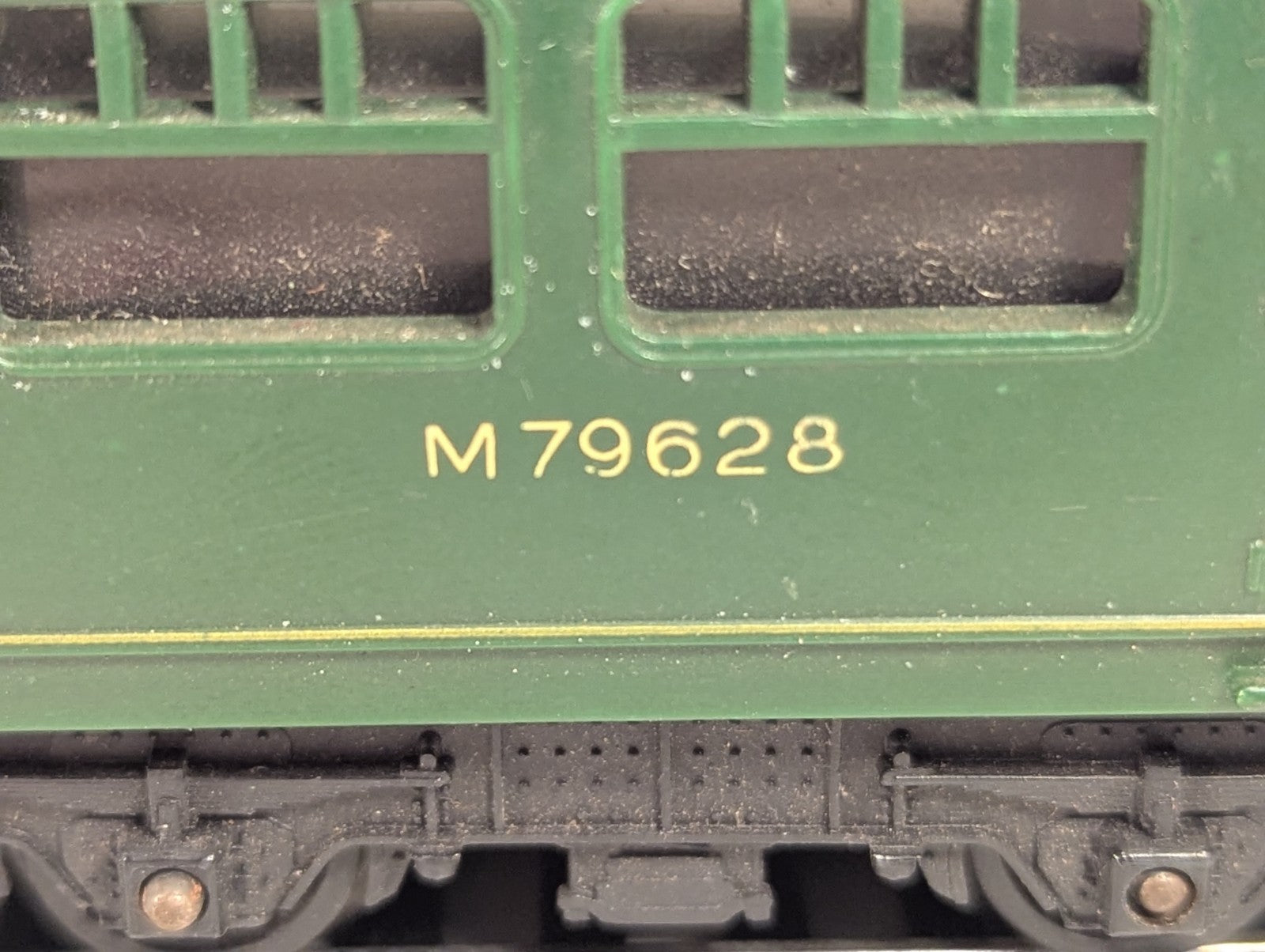Tri-ang OO Gauge Metropolitan-Cammell 2-Car DMU Diesel Multiple Unit