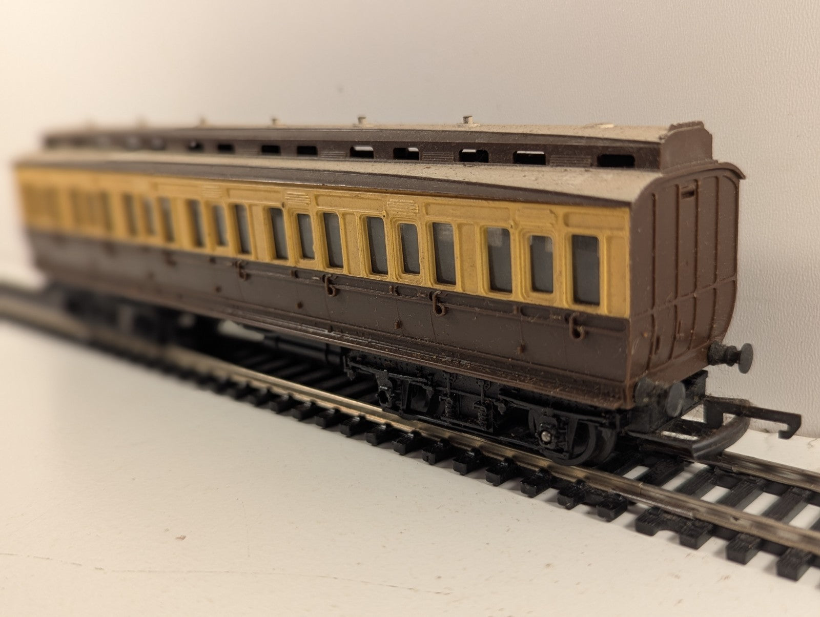 Tri-ang R332 GWR Clerestory Third Class Coach OO Gauge