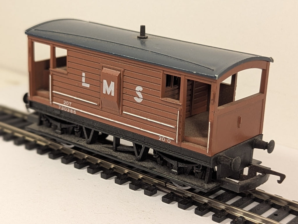 Hornby OO Gauge LMS 20T Brake Van