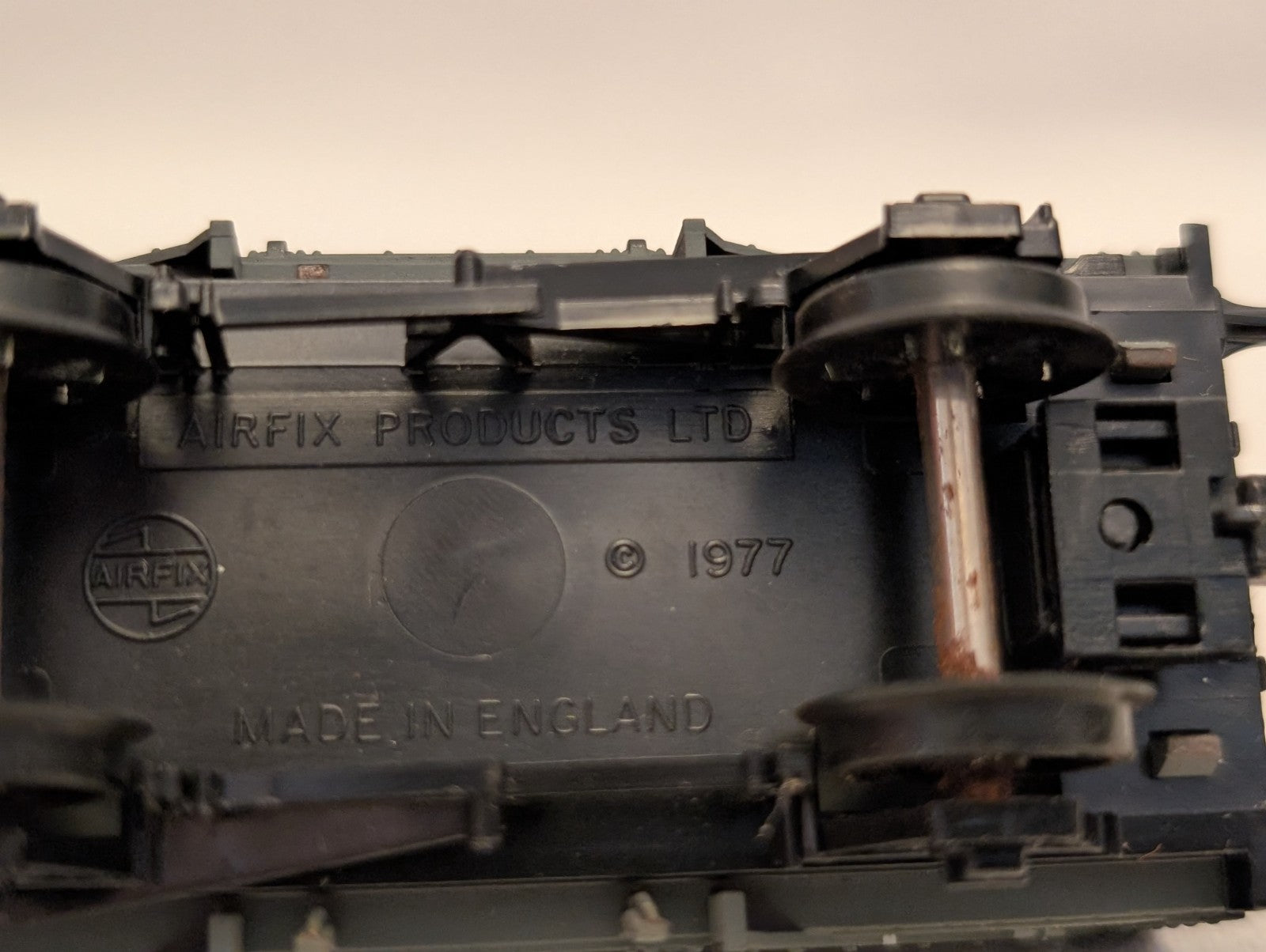 Airfix OO Gauge Devizes Sand Co. 5 Plank Open Wagon Goods Wagon