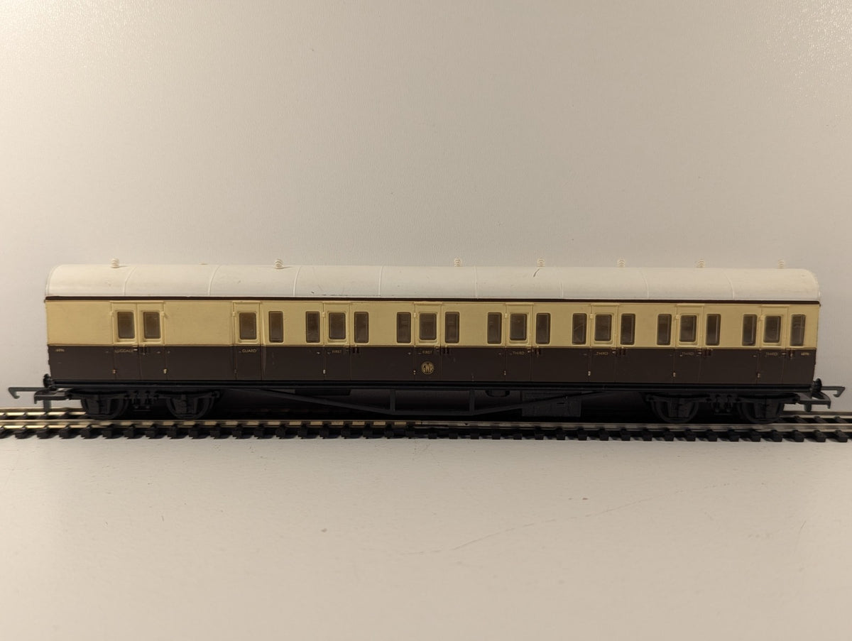 Airfix 54250 OO Gauge GWR Suburban Brake Coach