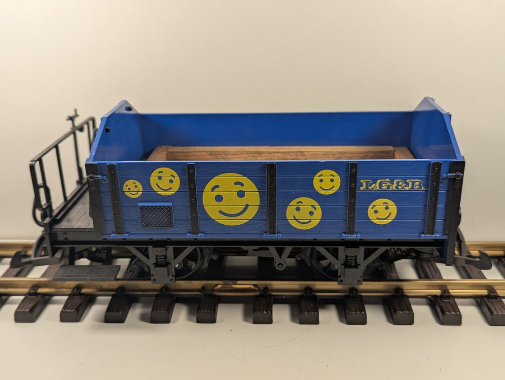 LGB 94306 G Gauge Smiley Face Gondola