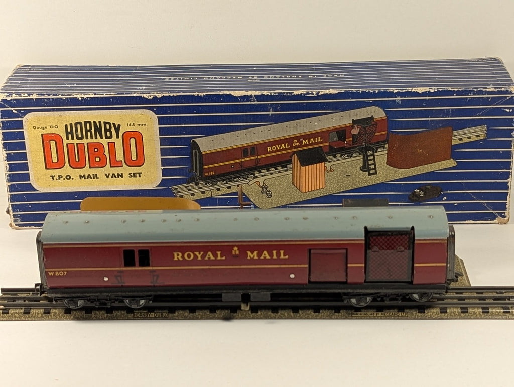 Hornby Dublo OO Gauge T.P.O. Mail Van Set W 807 BR Maroon 32099