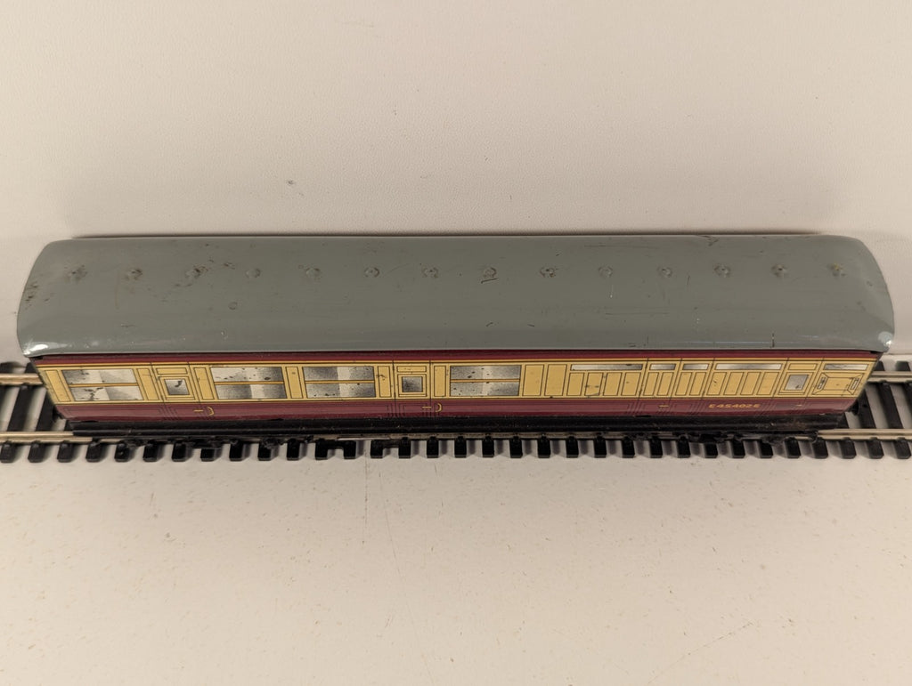 Hornby Dublo OO Gauge Tinplate Coach No. E45402E
