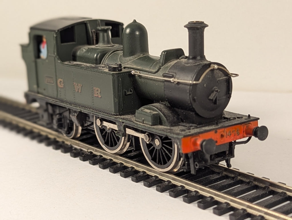 Airfix 54152-7 OO Gauge GWR Class 14xx 0-4-2T – Poor Runner