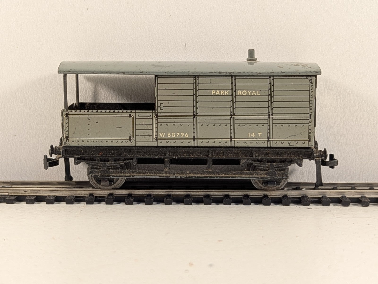 Hornby Dublo 32047 OO Gauge Western Region GWR Toad Brake Van - Boxed