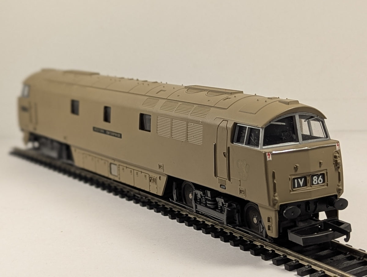 Lima OO Gauge Class 52 Western Enterprise Diesel Locomotive D1023 BR Desert Sand