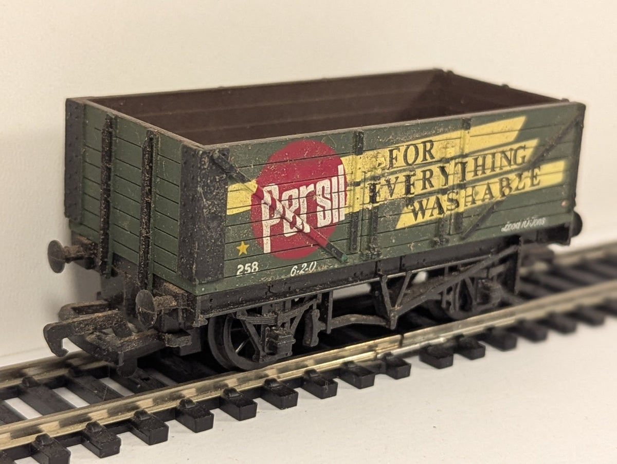 Mainline OO Gauge Persil 7 Plank Open Wagon