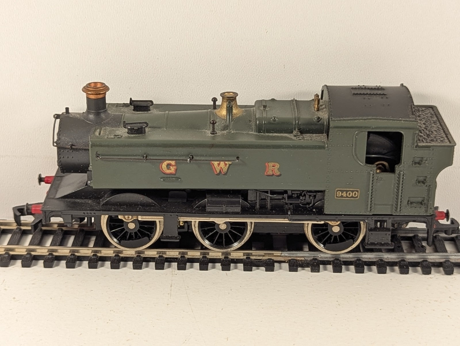 Lima OO Gauge GWR Class 94XX Pannier Tank Locomotive