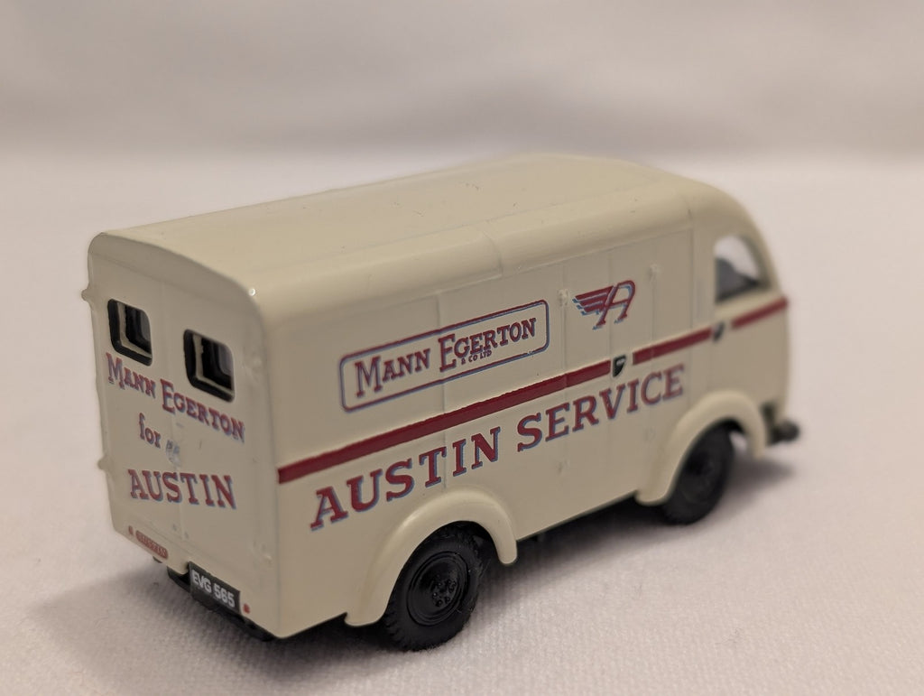 Oxford Diecast 1:76 Scale Austin K8 Van Die-cast Van EVG 565