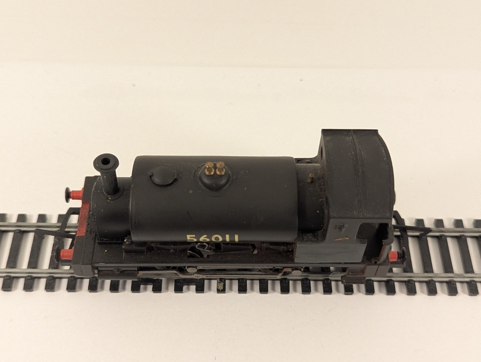 Hornby R3292 OO Gauge Class 0F Pug Collectors Club Poor Runner