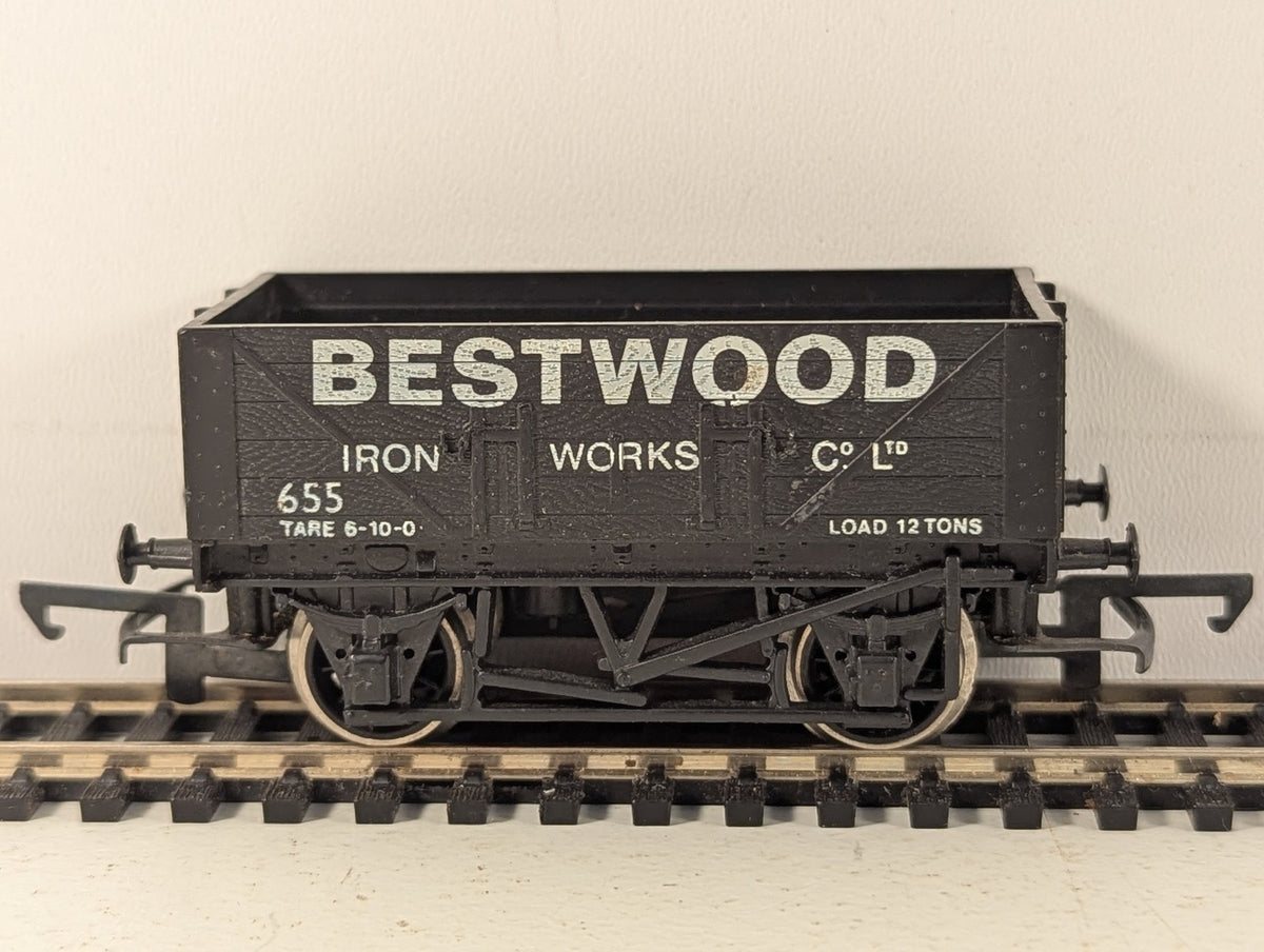 Hornby OO Gauge 7 Plank Wagon 'Bestwood Iron Works' Goods Wagon 655 Black R010