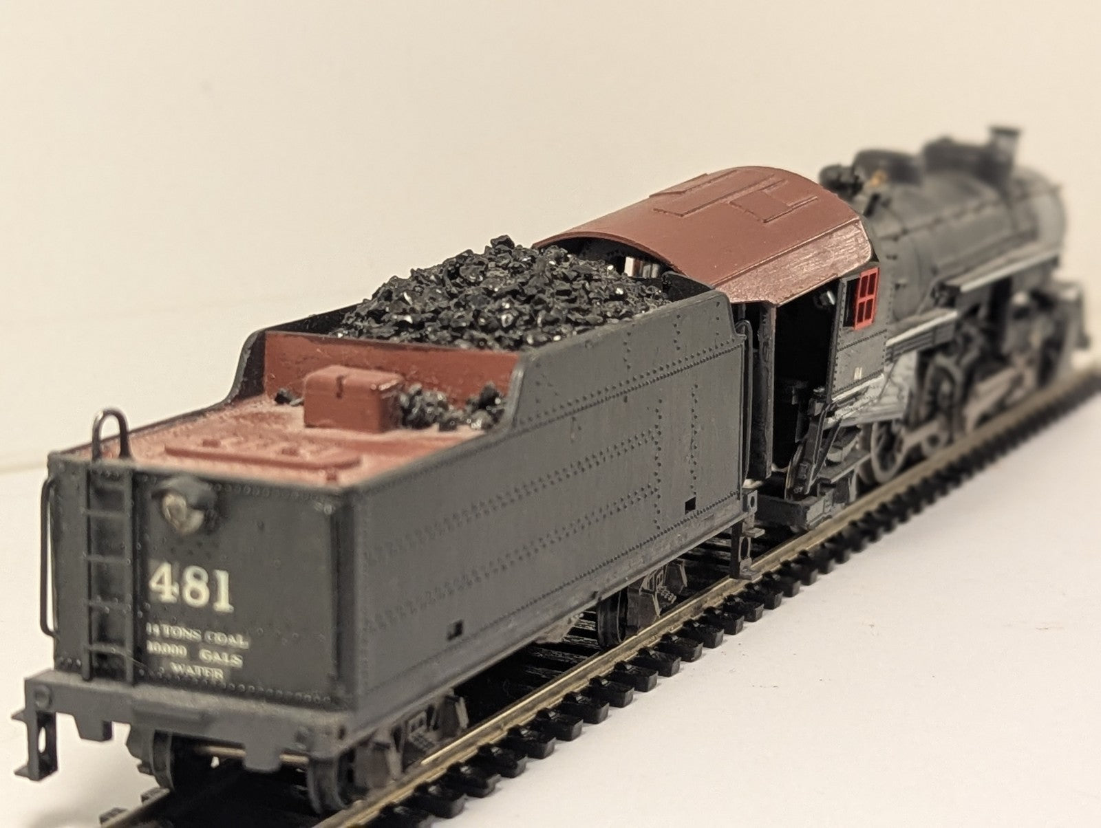 Mehano HO Scale 2-6-0 Mogul Steam Locomotive - Spares or Repair