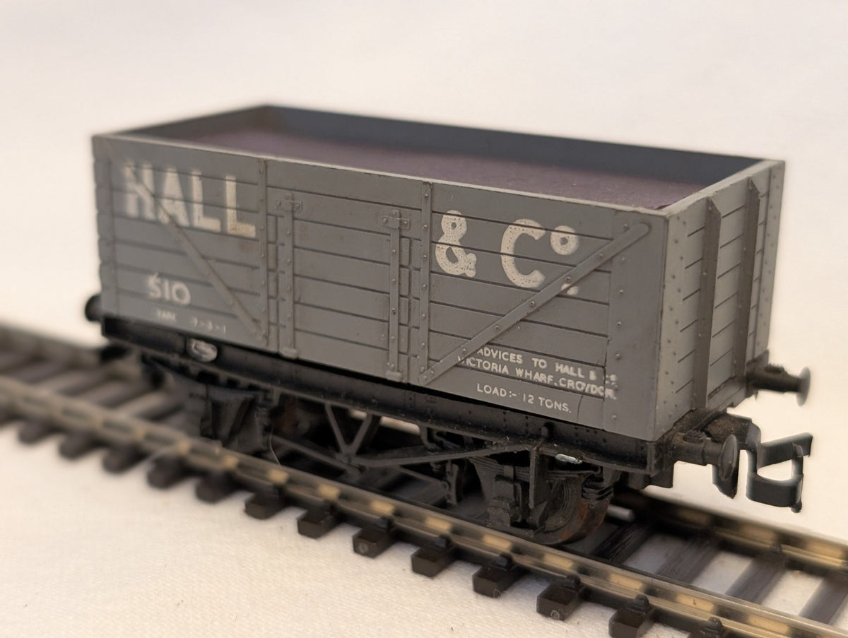 British Trix OO Gauge Private Owner 7-Plank Open Wagon 510 Hall & Co