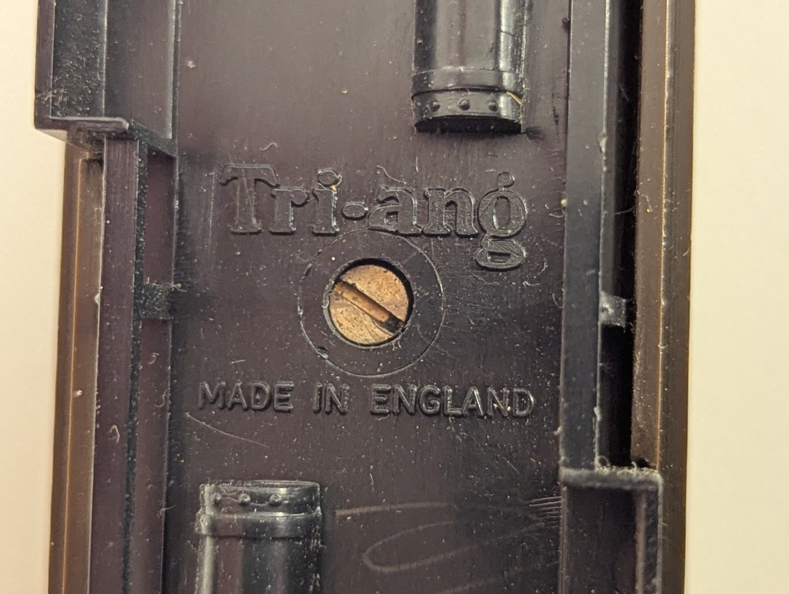 Tri-ang R228 OO Gauge 9-Inch Pullman 1st Class Parlour Coach "Anne"