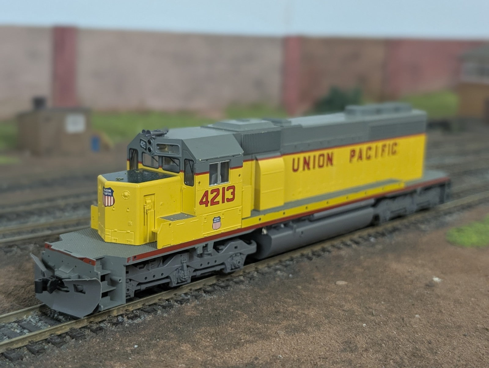 Kato 37-2909 HO Gauge Union Pacific SD40-2 No. 3379 Diesel Locomotive